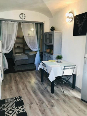 Studio couple cosy Mont-Dauphin